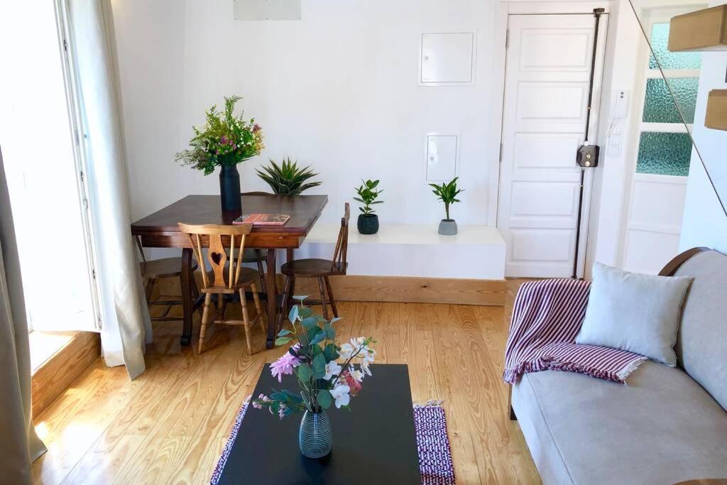 32 Top - Center Of Lisbon Duplex Apartment, Barrio Alto Buitenkant foto