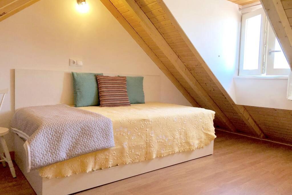 32 Top - Center Of Lisbon Duplex Apartment, Barrio Alto Buitenkant foto