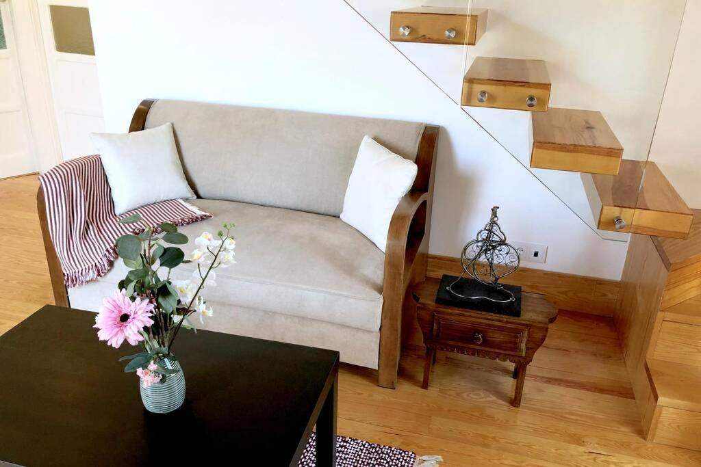 32 Top - Center Of Lisbon Duplex Apartment, Barrio Alto Buitenkant foto