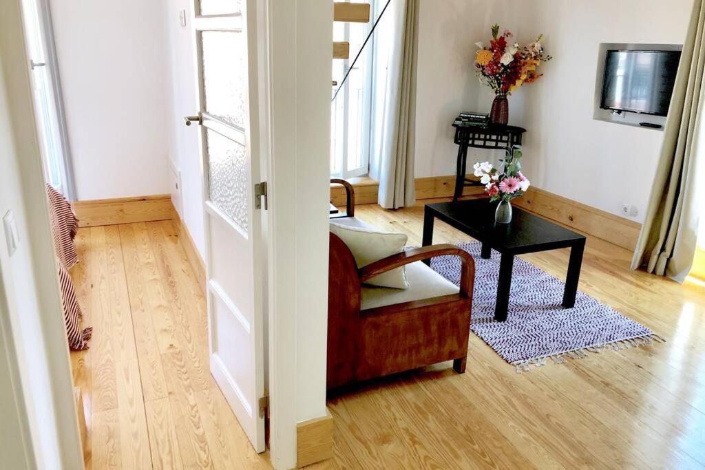 32 Top - Center Of Lisbon Duplex Apartment, Barrio Alto Buitenkant foto