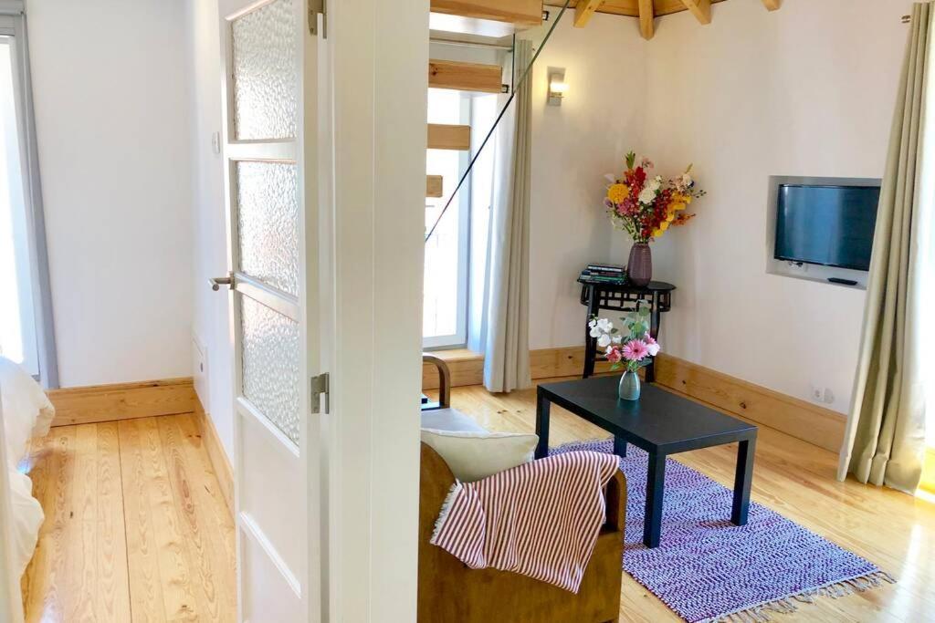 32 Top - Center Of Lisbon Duplex Apartment, Barrio Alto Buitenkant foto