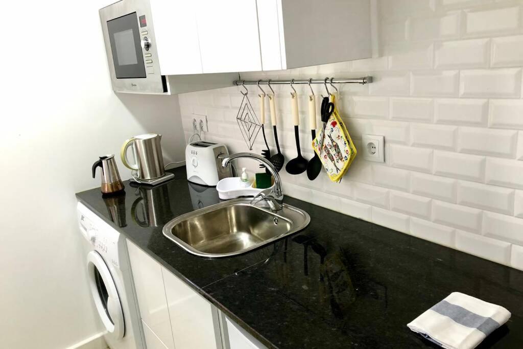 32 Top - Center Of Lisbon Duplex Apartment, Barrio Alto Buitenkant foto