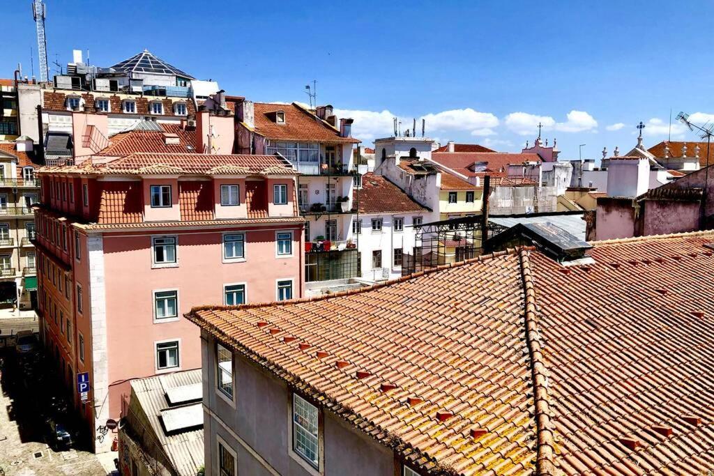 32 Top - Center Of Lisbon Duplex Apartment, Barrio Alto Buitenkant foto