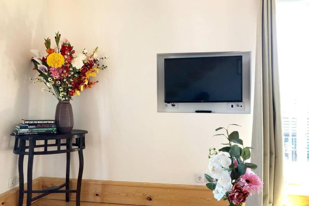 32 Top - Center Of Lisbon Duplex Apartment, Barrio Alto Buitenkant foto